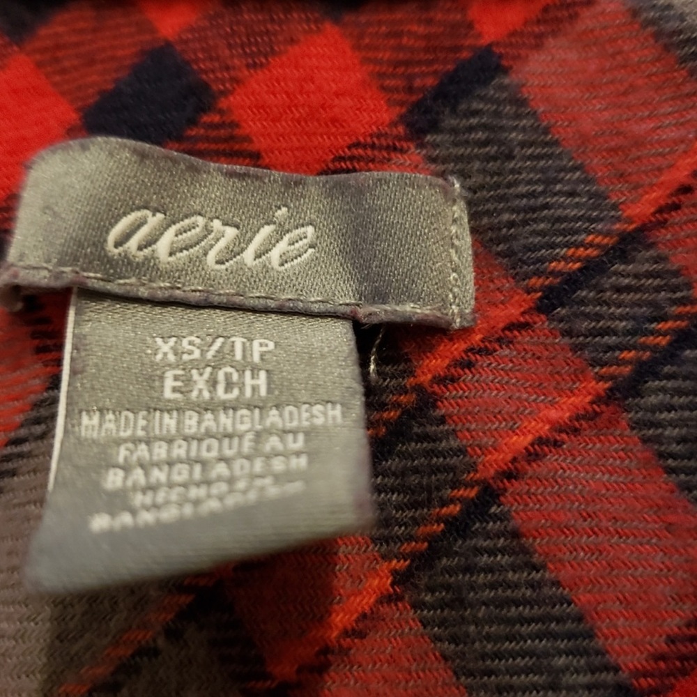 4 flannels ! - Picture 7 of 8